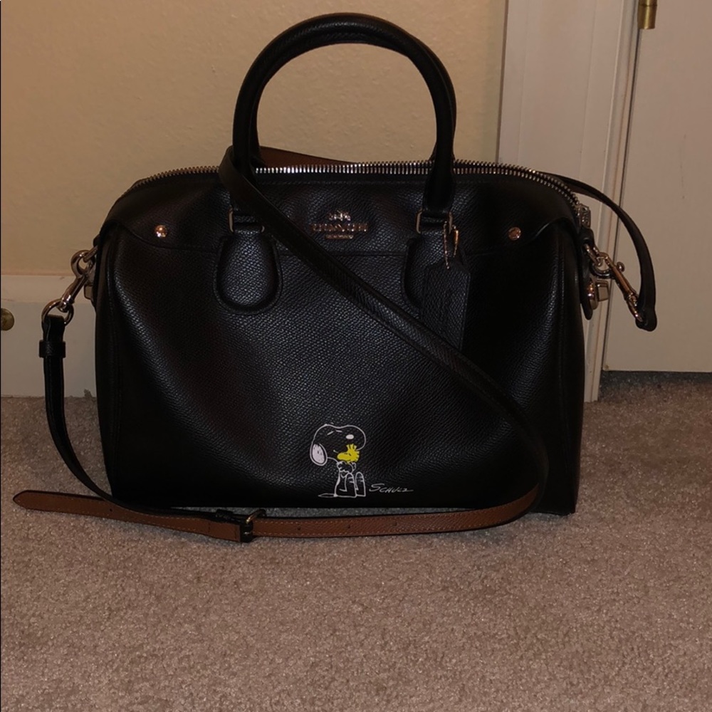 Coach Snoopy Collectable Purse.